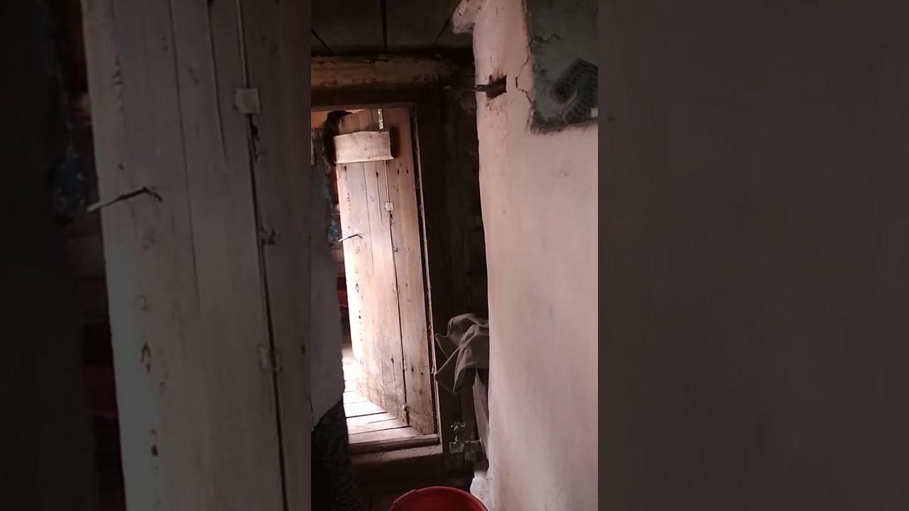 Кирпичная печь внутри СТАРОЙ бани #shorts смотреть онлайн