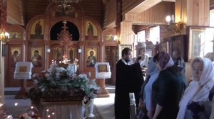 Молитва в храме . Освящение куличей