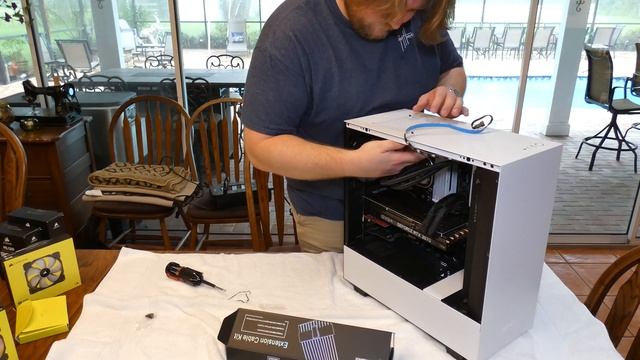 Computer Beautification featuring crazy Florida weather смотреть онлайн