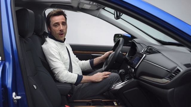 2020 Honda CR-V Touring and CR-V Hybrid Touring: Walkaround смотреть онлайн