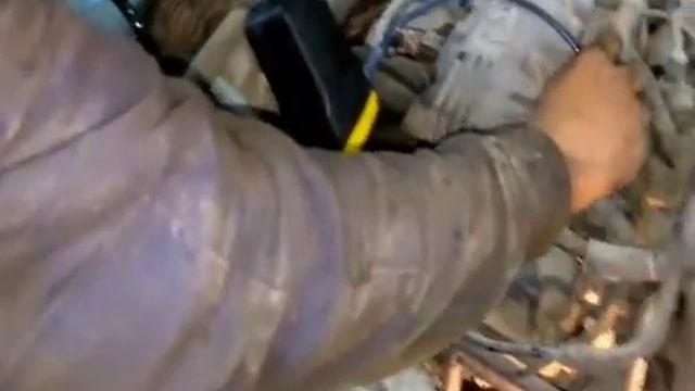 Экспресс замена масла с помощью китайского насоса смотреть онлайн