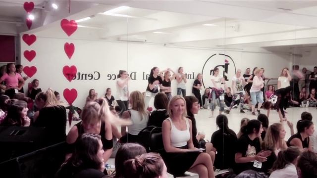 Празднование ГОДА International Dance Center (9.09.2015) смотреть онлайн