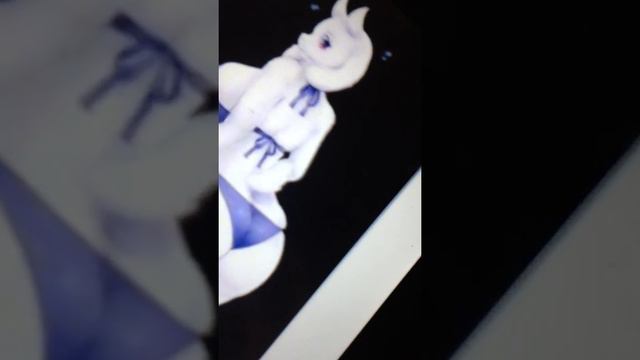 Toriel reacts to fanart of herself смотреть онлайн