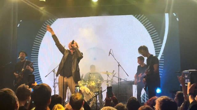 Найк Борзов - Верхом на звезде, Ради любви (2023-11-11 Клуб «Aglomerat» - Москва, Россия) смотреть онлайн