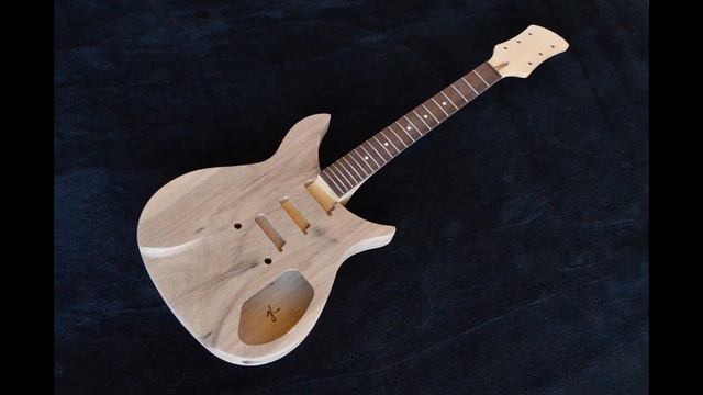 Building a John Lennon Rickenbacker 325 guitar смотреть онлайн