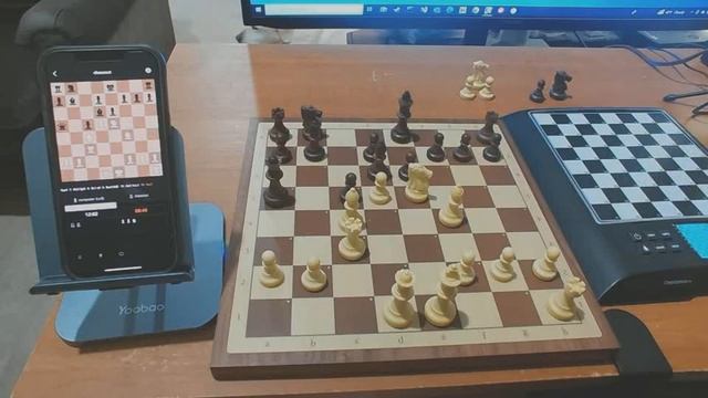Chessnut Air Level 8 vs Millennium Chess Genius Pro смотреть онлайн