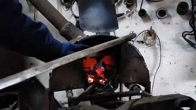 Изготовление кронштейнов для уличного фонаря на стойке смотреть онлайн