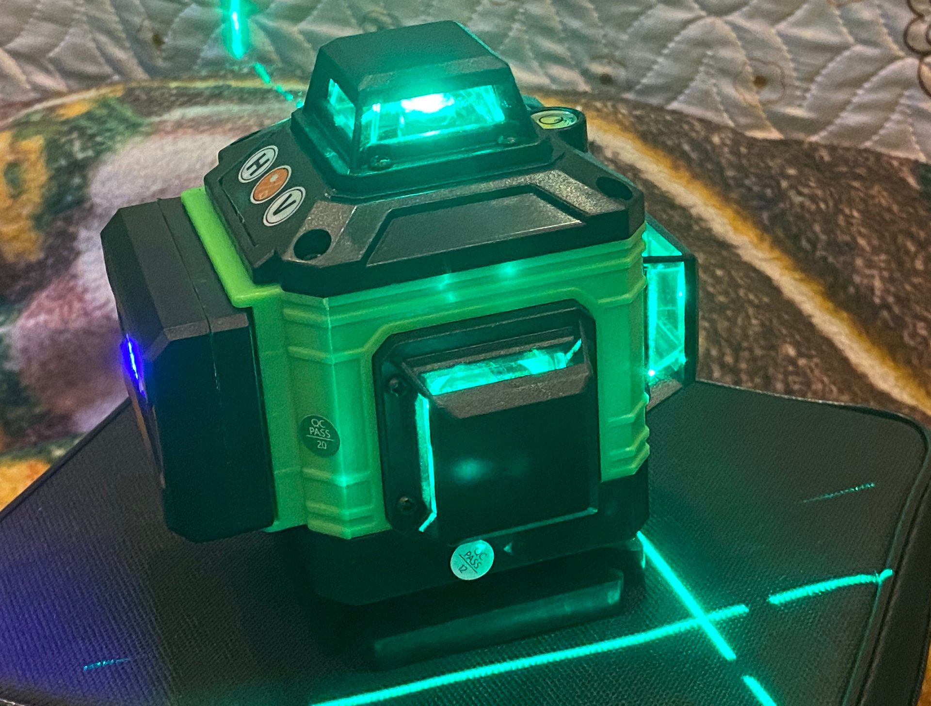 Озон. Лазерный уровень. Распаковка смотреть онлайн