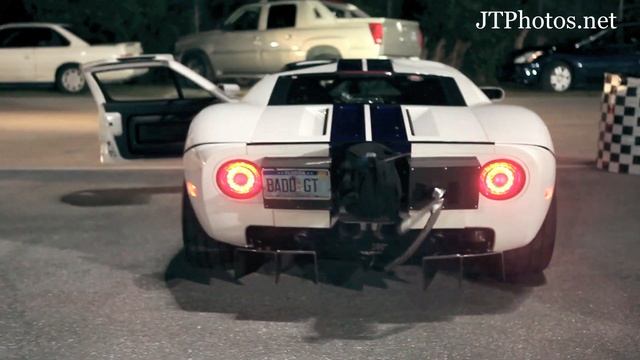 Ford GT shooting flames смотреть онлайн
