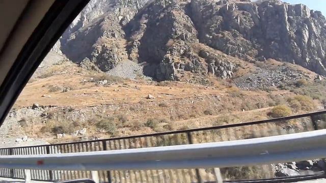 Кто знает, где это так красиво? смотреть онлайн