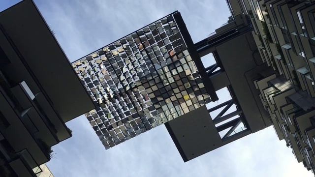 Бассейн в доме, Австралия / Apartment building pool in Sydney, Australia смотреть онлайн