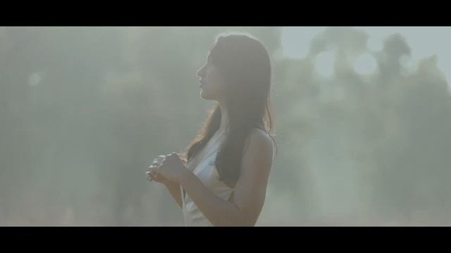 (FREE LUT) Sony A7IV Cinematic Video Test  with Sigma 28-70mm f2.8 Lens - ft Megan Leigh