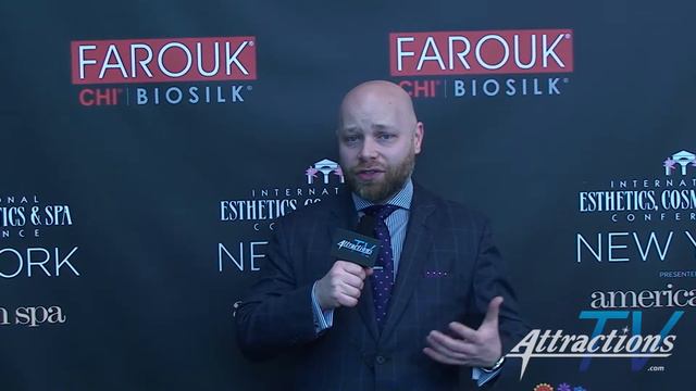 The Salon Guy Interview at IBS NY 2014 смотреть онлайн