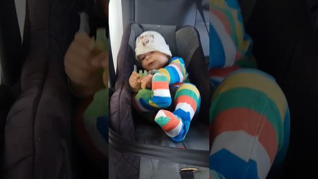 Первая поездка в автокресле! смотреть онлайн