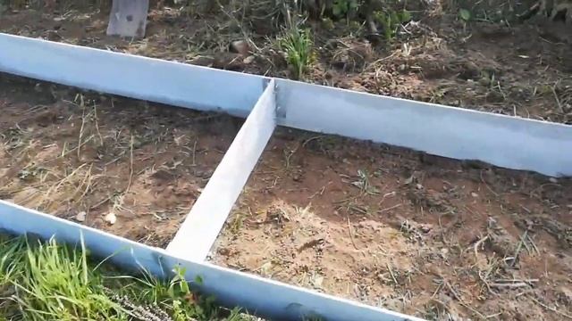 Делаю высокие грядки под клубнику смотреть онлайн