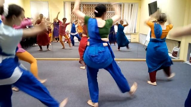 Коллектив индийского танца Накшатра Киев 2019 смотреть онлайн