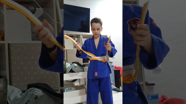 Как завязать пояс кимоно. Два способа от ИГОРЯ смотреть онлайн