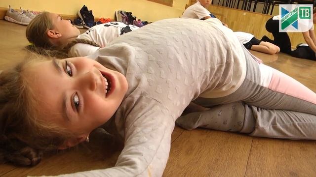 Учитель ритмики Алена Чеботарева из Ивантеевки смотреть онлайн