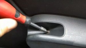 Снятие обшивки задней двери Логан