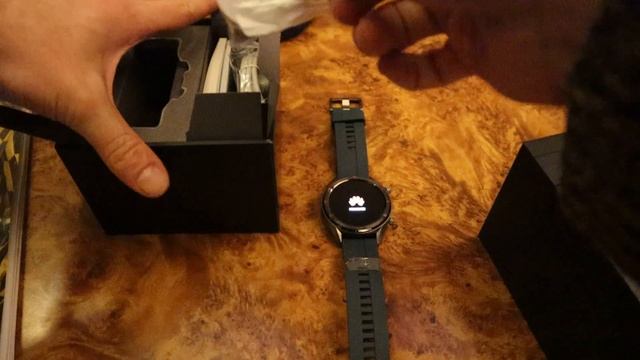 Huawei Watch GT Active kutusundan çıkıyor смотреть онлайн
