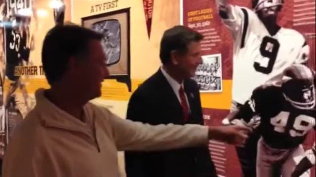 Bruce and George Allen Reminisce About Redskins History (Part 2) смотреть онлайн