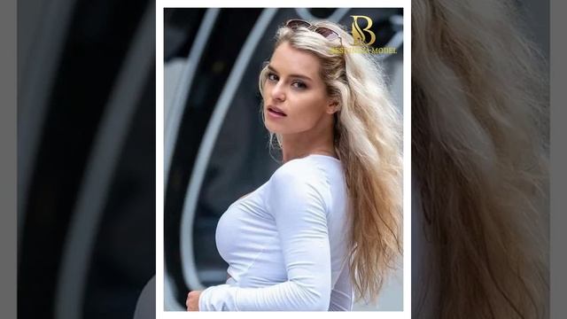 Bri Lauren - Бри Лорен смотреть онлайн