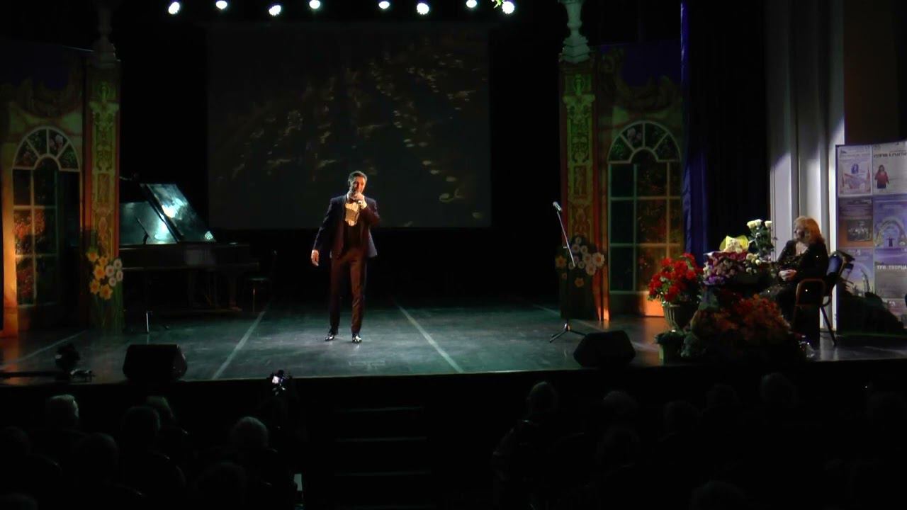 Под стук колес - Эдуард Хиль (младший), музыка Виктора Плешака, стихи Валентины Сергеевой смотреть онлайн