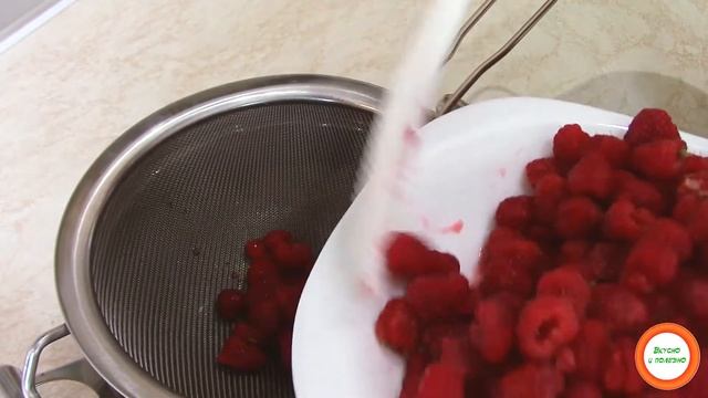 Заготавливаем малину на зиму без косточек смотреть онлайн