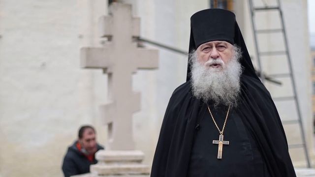 Панихида по архимандриту Леониду (Кавелину) смотреть онлайн