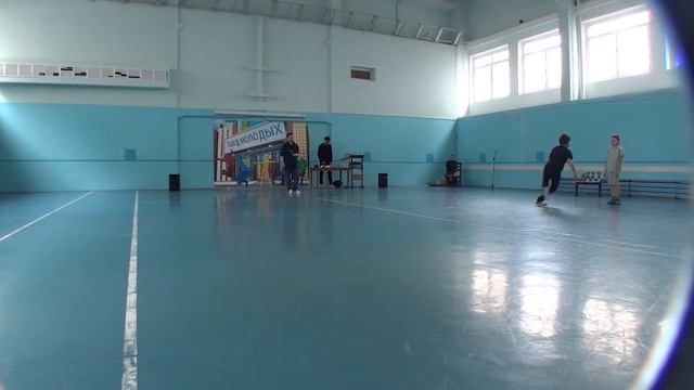 Денис vs (1-й круг) смотреть онлайн