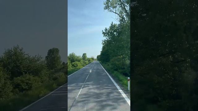 Majestic Journey: Exploring Slovakia's Scenic Roads in a Renault T480 High Truck смотреть онлайн