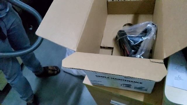 Samsung Canister Vacuum Cleaner VC2100 UNBOXING смотреть онлайн