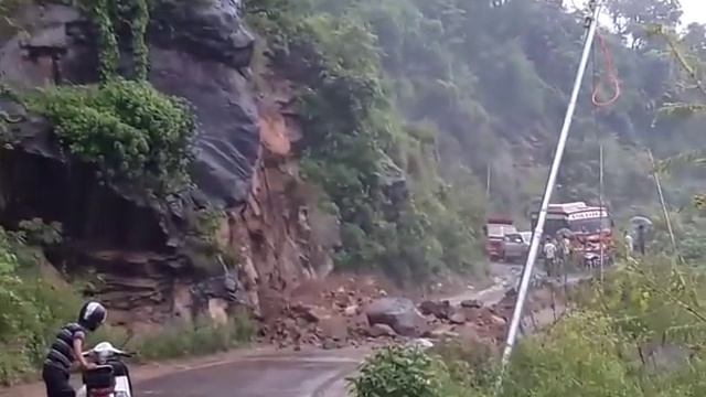 Landslide !! 2018 !! Himachal Pradesh смотреть онлайн