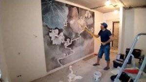 Как правильно клеить фотообои на стену своими руками..