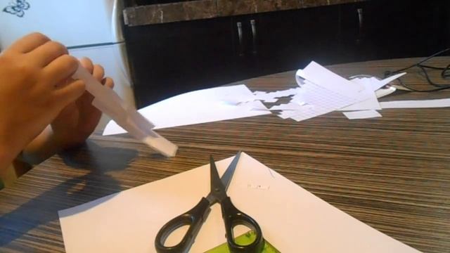 КАК СДЕЛАТЬ МЕЧ ИЗ БУМАГИ 2№