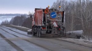 От снега спасают и КДМ, и автогрейдеры