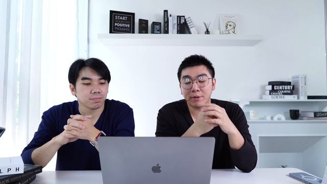 iPad Air 5 ปะทะ iPad Pro 2021 ต่างกัน 7,000 รุ่นไหนน่าซื้อกว่า!? | อาตี๋รีวิว EP.904 смотреть онлайн