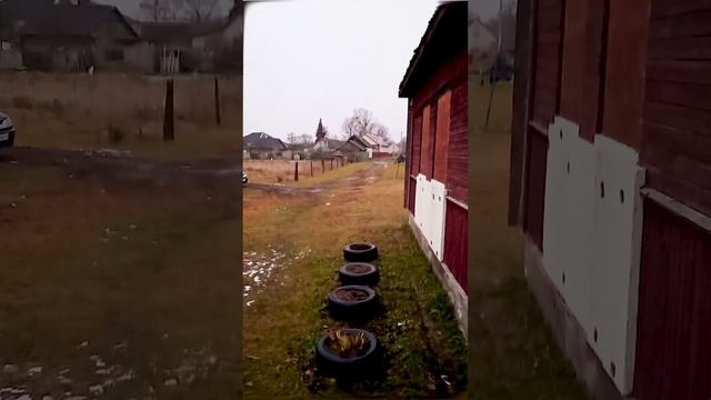 Первый снег очень странный предмет, вот он есть, но его сразу нет! смотреть онлайн