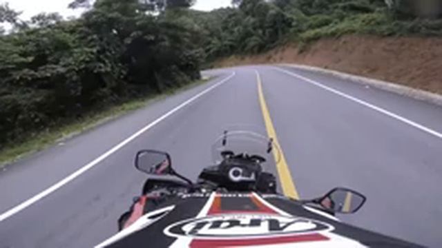 Suzuki V-Strom 650 : The Paunchy Rider Journey : Mae Hong Son смотреть онлайн