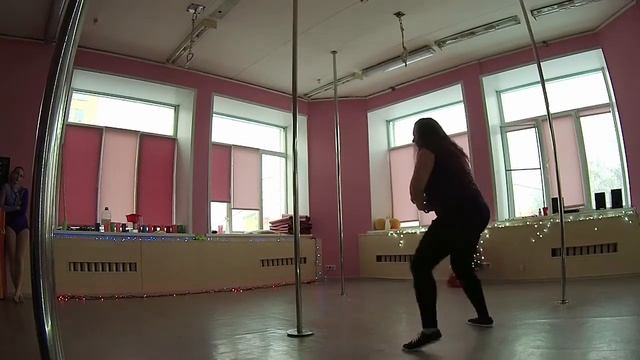 Анна Мамедова. Реггетон Новосибирск смотреть онлайн
