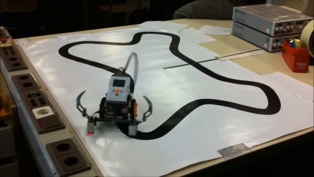 Lego-Mindstorms Roboter programmiert mit Java смотреть онлайн