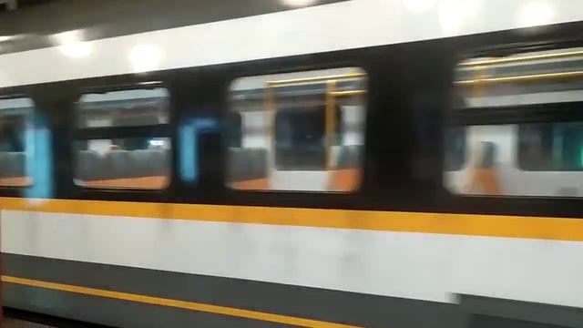 Электропоезда ЭП2ДМ-0217 и ЭП2ДМ-0226 на станции Москва-Каланчевская смотреть онлайн