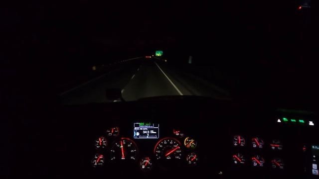 24H dans la peau d'un CAMIONNEUR, cette RÉGION est MAGNIFIQUE en AUTOMNE !! ??? смотреть онлайн