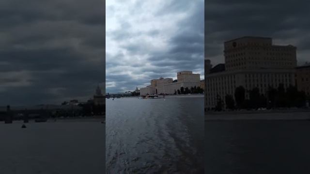 Речная прогулка по Москве реке смотреть онлайн