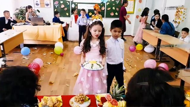 Первый осенний бал, 3Б класс 28 школа г.Актау!!! смотреть онлайн