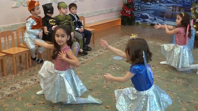 Новогодний утренник 2020-21 в подготовительной группе смотреть онлайн