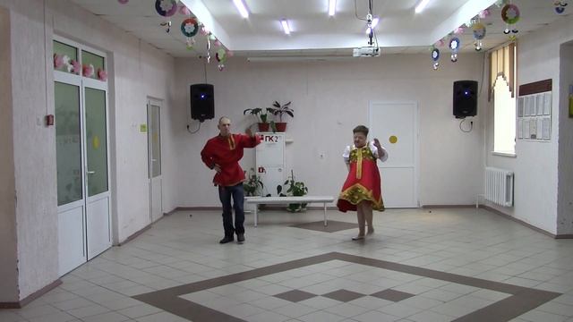 Трио танцевальная композиция "Шило на мыло" смотреть онлайн