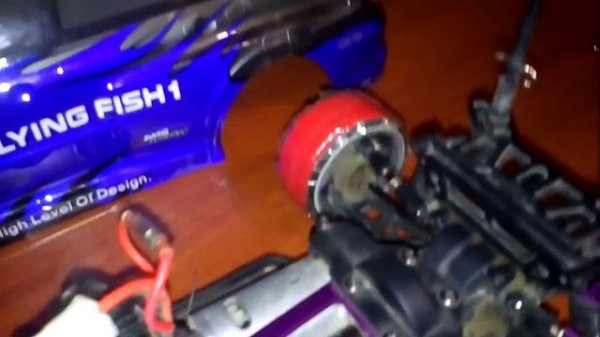 Обзор радиоуправляемой модели HSP FLYING FISH 1