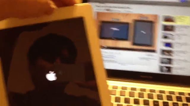 iPad 2 boot up test comparison смотреть онлайн