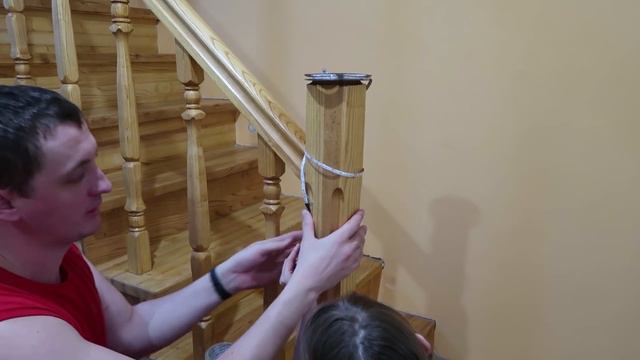 VLOG Костя и Даша вешают гирлянду смотреть онлайн
